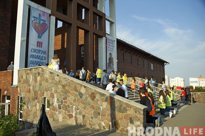 Маладыя каталікі з усёй Беларусі сустрэліся ў Гродне