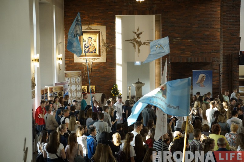Маладыя каталікі з усёй Беларусі сустрэліся ў Гродне