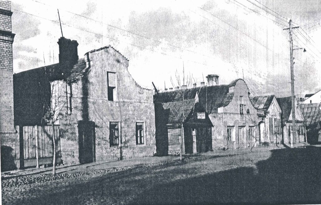 Як выглядалі дамкі майстроў на вуліцы Ажэшкі, якія знішчылі вялікія грошы Як выглядалі дамкі майстроў на вуліцы Ажэшкі, якія знішчылі вялікія грошы