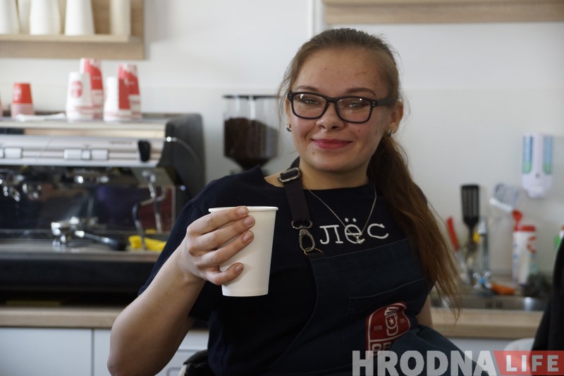 Барыста на інвалідным вазку? Лёгка! У Лідзе адбыўся першы выпуск школы інклюзіўнага барыста