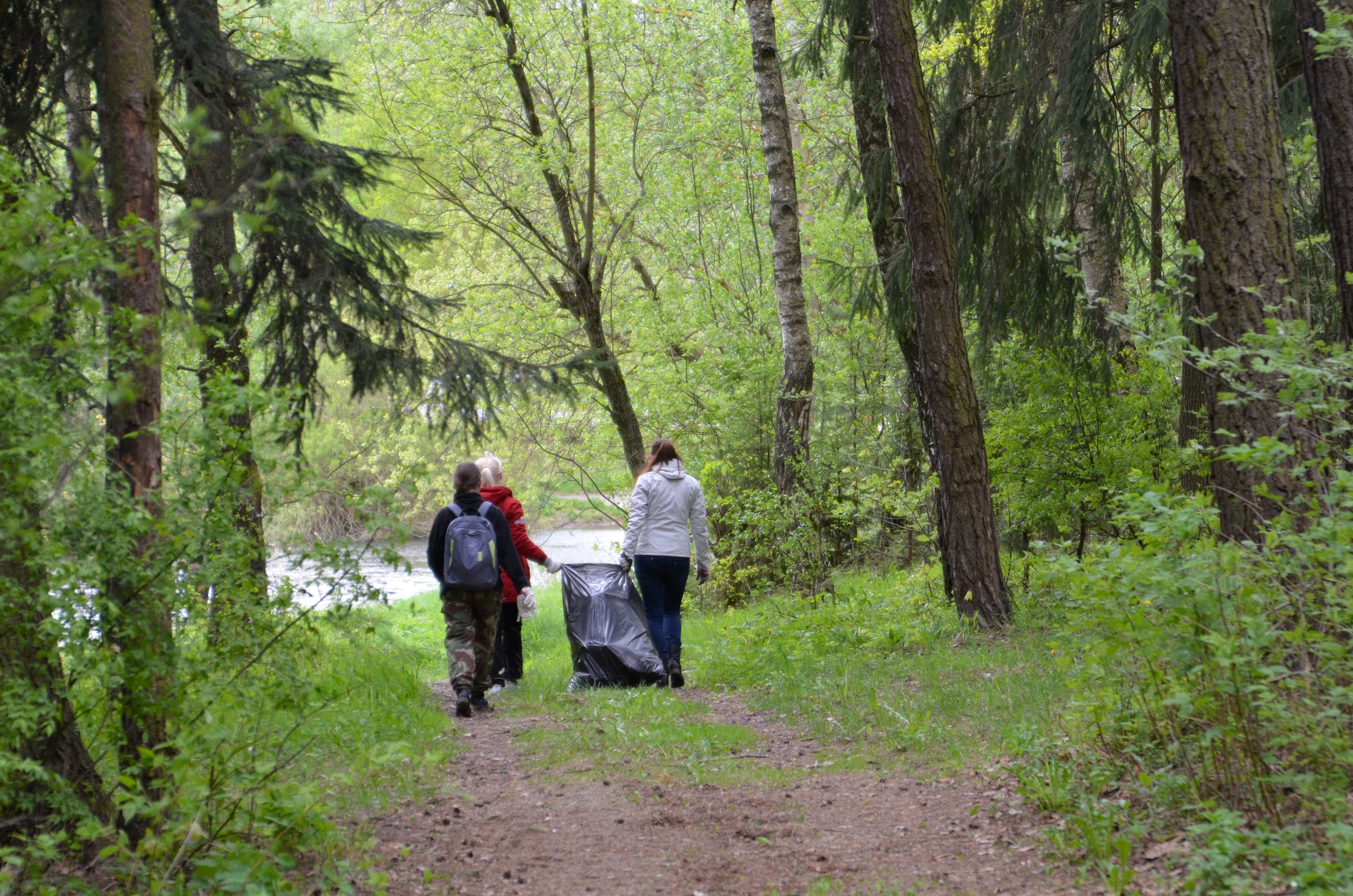 На вялікую ўборку выйдуць валанцёры са 150 краін: ад заўтра пачнецца 6 сезон акцыі "Зробім!"