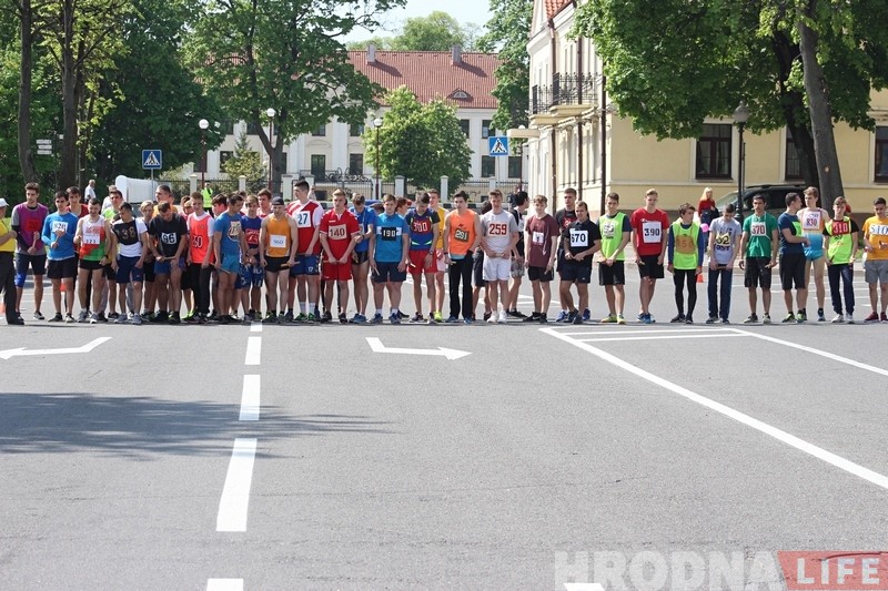 На вуліцах Гродна ў 73-ці раз прайшла традыцыйная гарадская эстафета