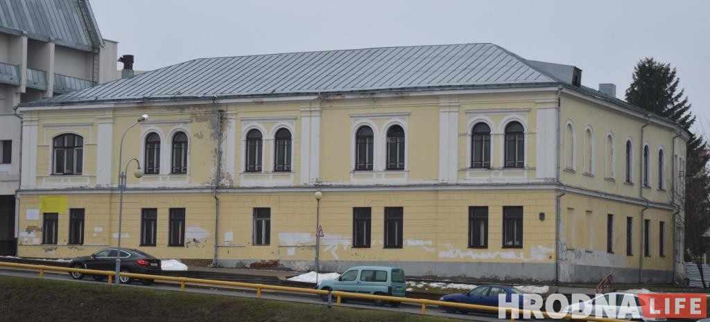 Рэстаўрацыя па-гродзенску: як давесці будынак да катастрофы, а пасля гераічна яго аднаўляць Рэстаўрацыя па-гродзенску: як давесці будынак да катастрофы, а пасля гераічна яго аднаўляць