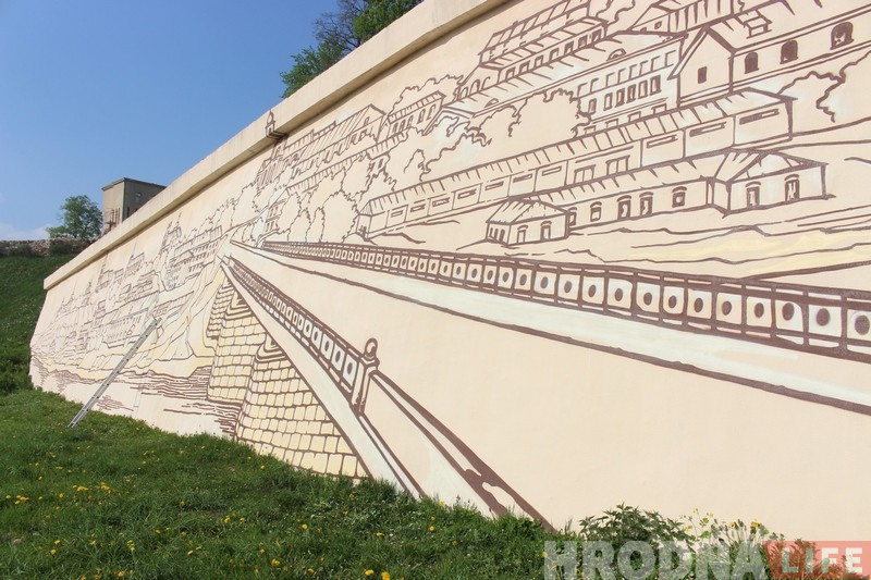Вулічныя мастакі за два тыдні аднавілі панараму ля падножжа Новага замка