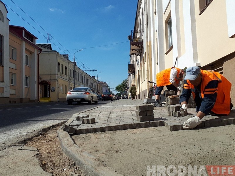 Раварыстам ездзіць стане прасцей: у Гродне актыўна паніжаюць бардзюры