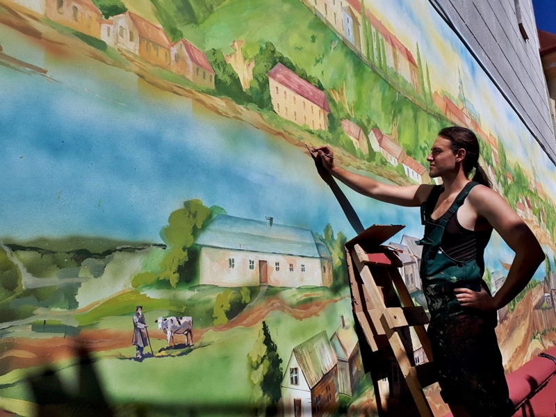 Па матывах Напалеона Орды: у двары гандлёвага цэнтра ABC з'явілася выява старога Гродна Па матывах Напалеона Орды: у двары гандлёвага цэнтра ABC з'явілася выява старога Гродна