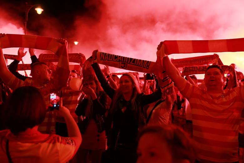 Беласток - горад дзе жывуць футболам: "Ягелонія" зноў сярод лідараў чэмпіянату Польшчы Беласток - горад дзе жывуць футболам: "Ягелонія" зноў сярод лідараў чэмпіянату Польшчы