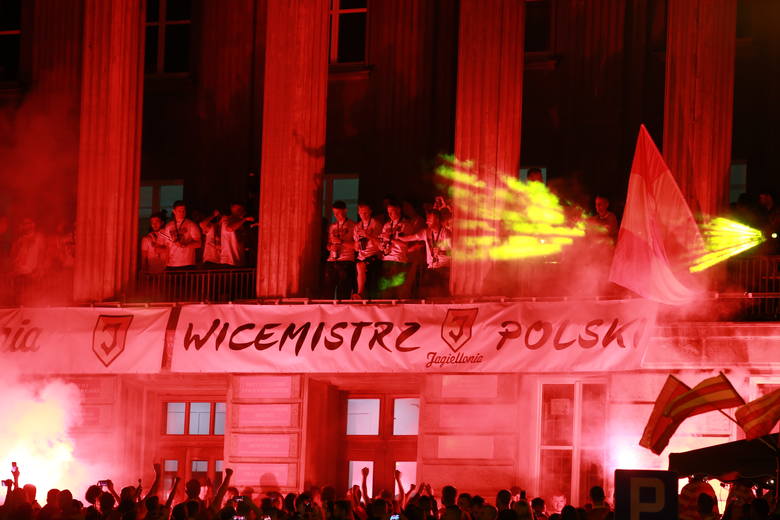 Беласток - горад дзе жывуць футболам: "Ягелонія" зноў сярод лідараў чэмпіянату Польшчы Беласток - горад дзе жывуць футболам: "Ягелонія" зноў сярод лідараў чэмпіянату Польшчы