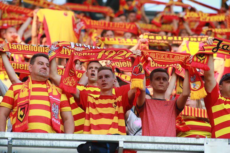 Беласток - горад дзе жывуць футболам: "Ягелонія" зноў сярод лідараў чэмпіянату Польшчы Беласток - горад дзе жывуць футболам: "Ягелонія" зноў сярод лідараў чэмпіянату Польшчы
