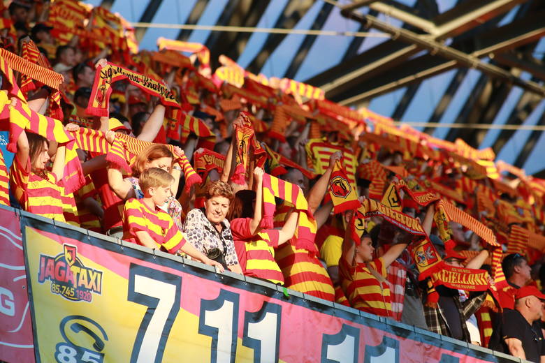 Беласток - горад дзе жывуць футболам: "Ягелонія" зноў сярод лідараў чэмпіянату Польшчы Беласток - горад дзе жывуць футболам: "Ягелонія" зноў сярод лідараў чэмпіянату Польшчы