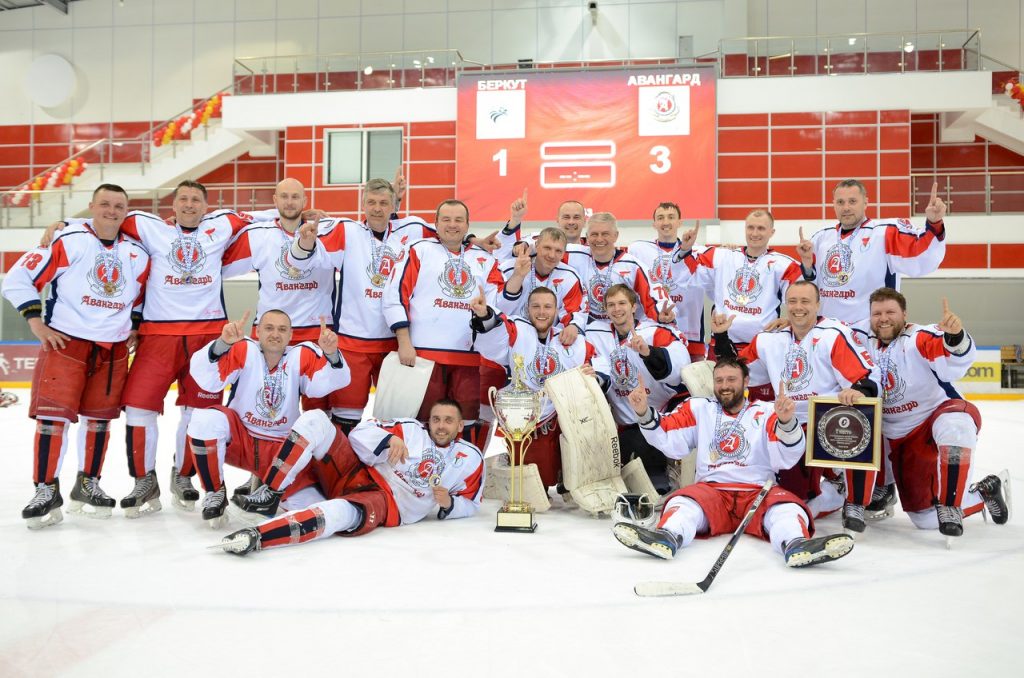 Аматарскі хакей на вышыні: гродзенскі "Авангард" стаў чэмпіёнам Мінска