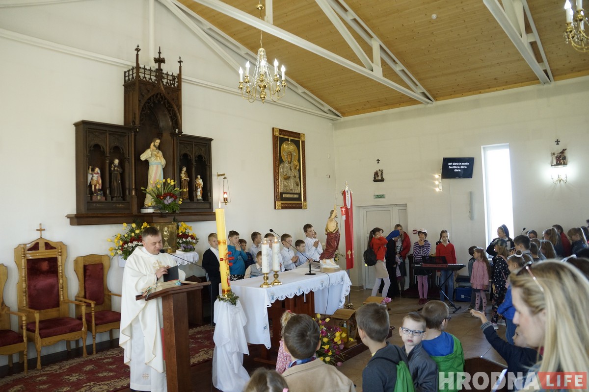 Адна на мільён. Дзесяцігадовая Насця перамагае выпускнікоў і грае ў касцёле, хоць ніколі не бачыла нот