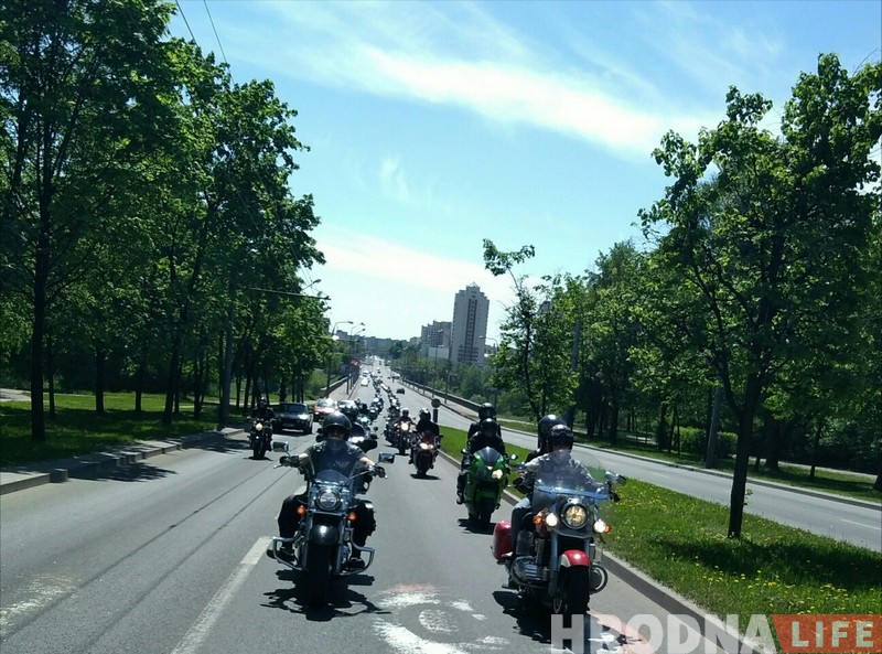“Можам паўтарыць” ці “Ніколі зноў”? Гродзенскія байкеры расказалі, што для іх значыць Дзень Перамогі