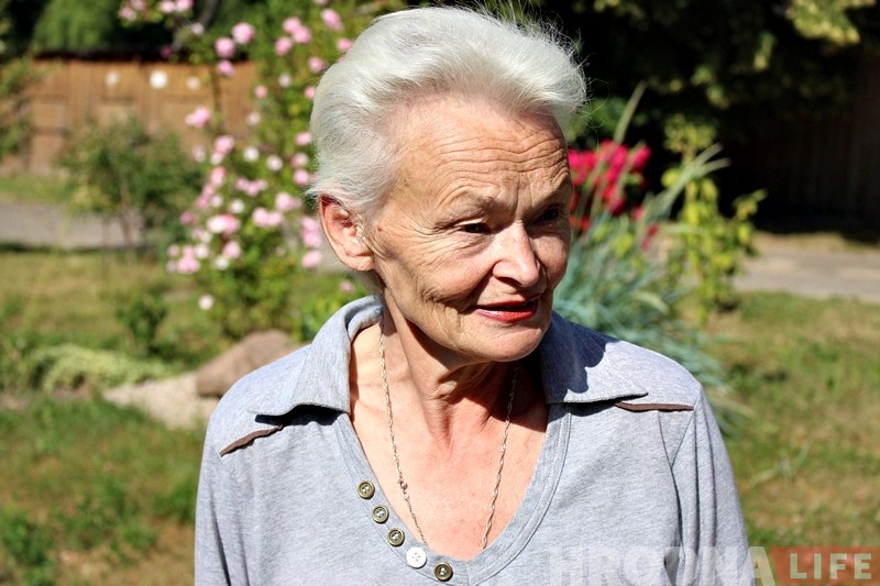 "Дайте воды". Лучшему гродненскому цветнику нужен регулярный полив, хозяйка одна не справляется