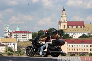 На дрызіне з відам на мачтавыя сосны: як патрапіць на экскурсію па вузкакалейцы ў заказніку "Азёры"