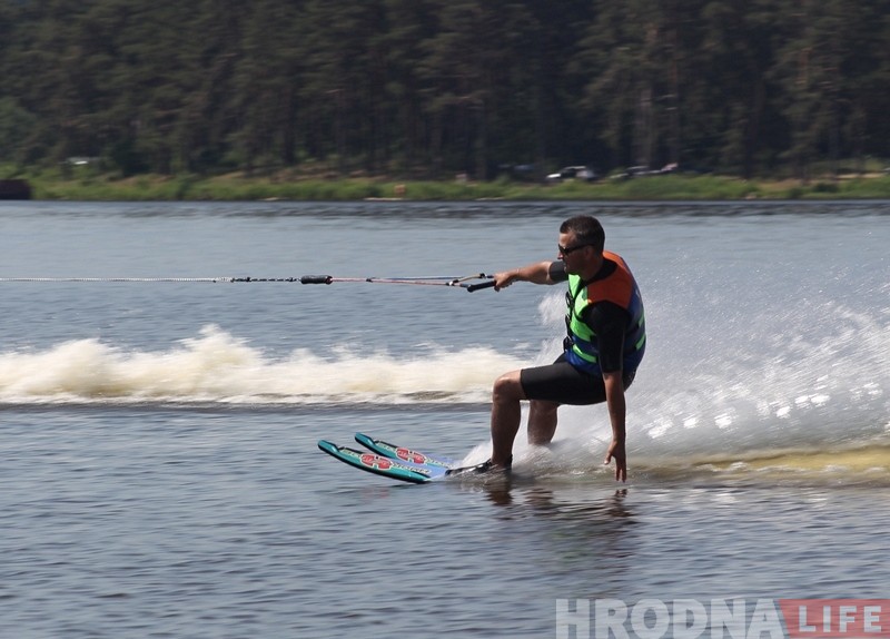 Гродзенец хоча развіваць актыўны адпачынак на вадасховішчы ГЭС. Але пакуль чакае рашэння ўладаў Гродзенец хоча развіваць актыўны адпачынак на вадасховішчы ГЭС. Але пакуль чакае рашэння ўладаў