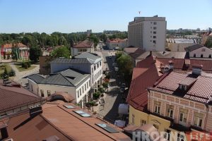 Спяшайцеся пабачыць! Назіральную пляцоўку на даху «Нёмана» адкрылі на тры дні