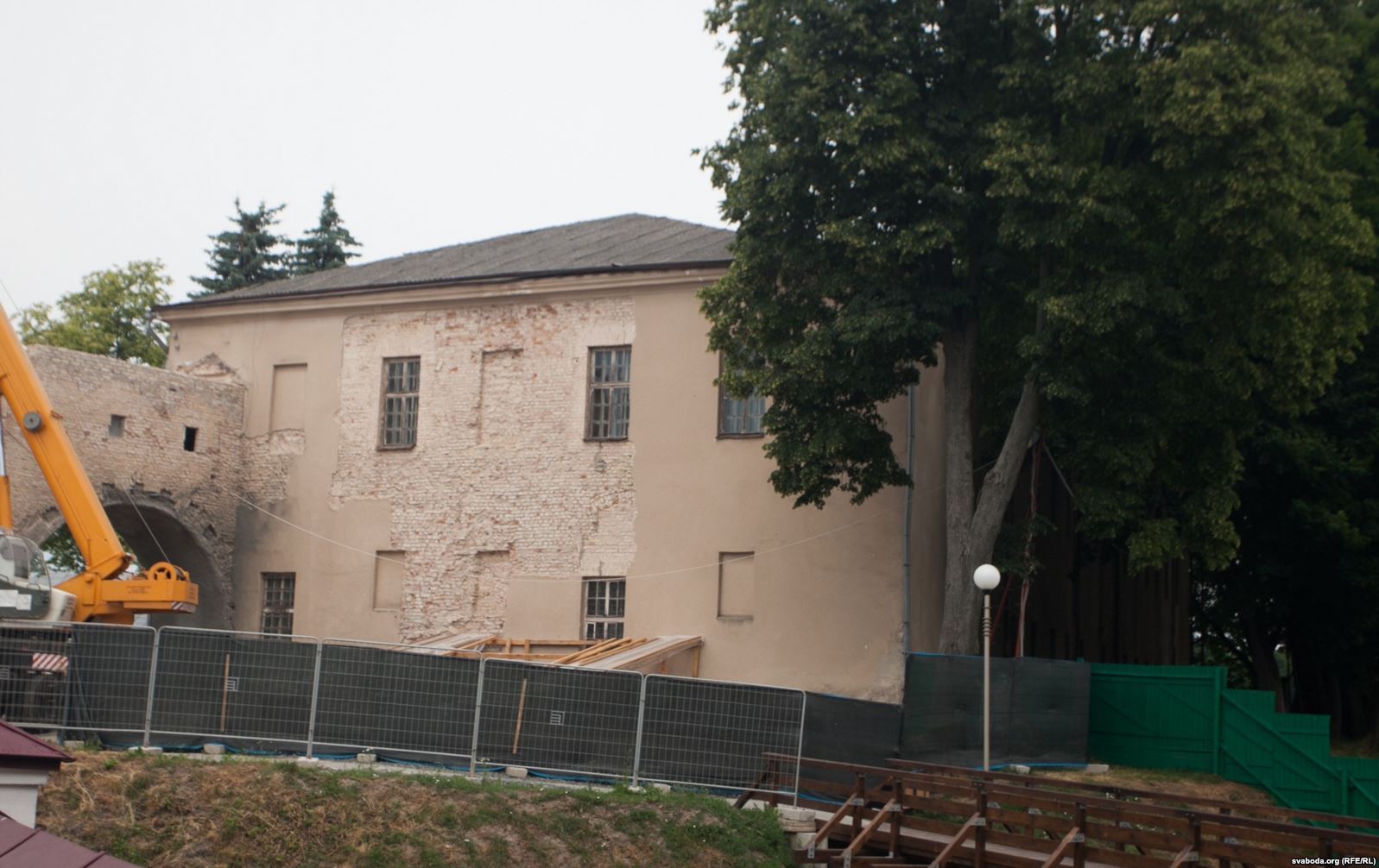 Мінкульт не змог спыніць спрэчную рэканструкцыю. Як уратаваць Стары замак у Гродне