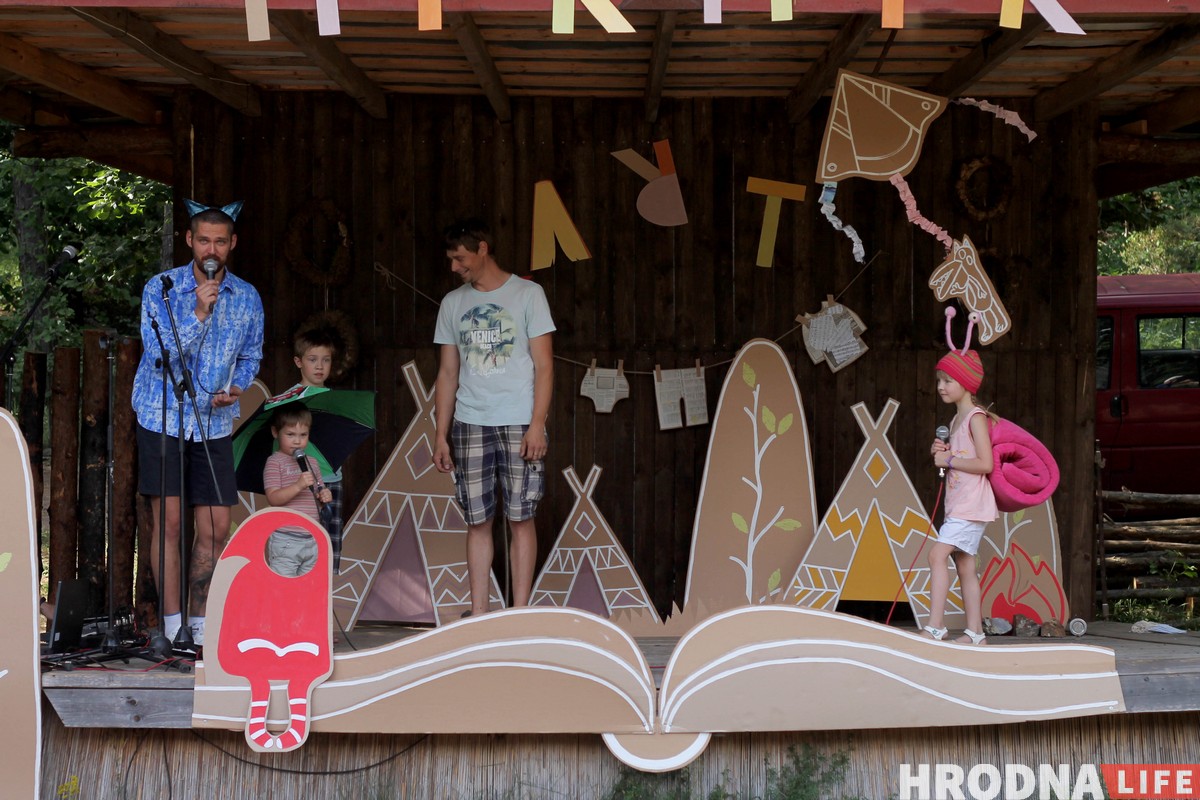 Арт-пікнік для дзяцей (і дарослых) прайшоў на Велесе Арт-пікнік для дзяцей (і дарослых) прайшоў на Велесе