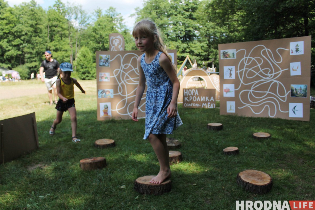 Арт-пікнік для дзяцей (і дарослых) прайшоў на Велесе Арт-пікнік для дзяцей (і дарослых) прайшоў на Велесе