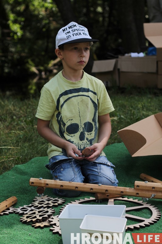 Арт-пікнік для дзяцей (і дарослых) прайшоў на Велесе Арт-пікнік для дзяцей (і дарослых) прайшоў на Велесе