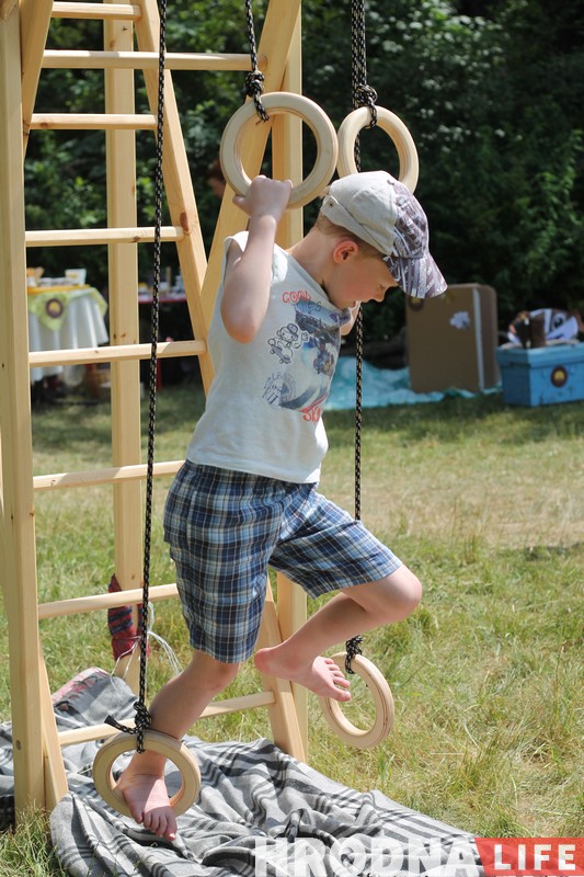 Арт-пікнік для дзяцей (і дарослых) прайшоў на Велесе Арт-пікнік для дзяцей (і дарослых) прайшоў на Велесе