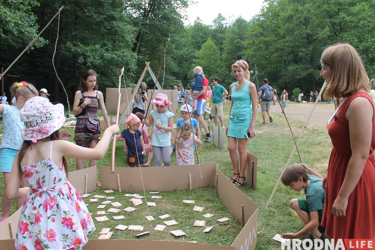 Арт-пікнік для дзяцей (і дарослых) прайшоў на Велесе Арт-пікнік для дзяцей (і дарослых) прайшоў на Велесе
