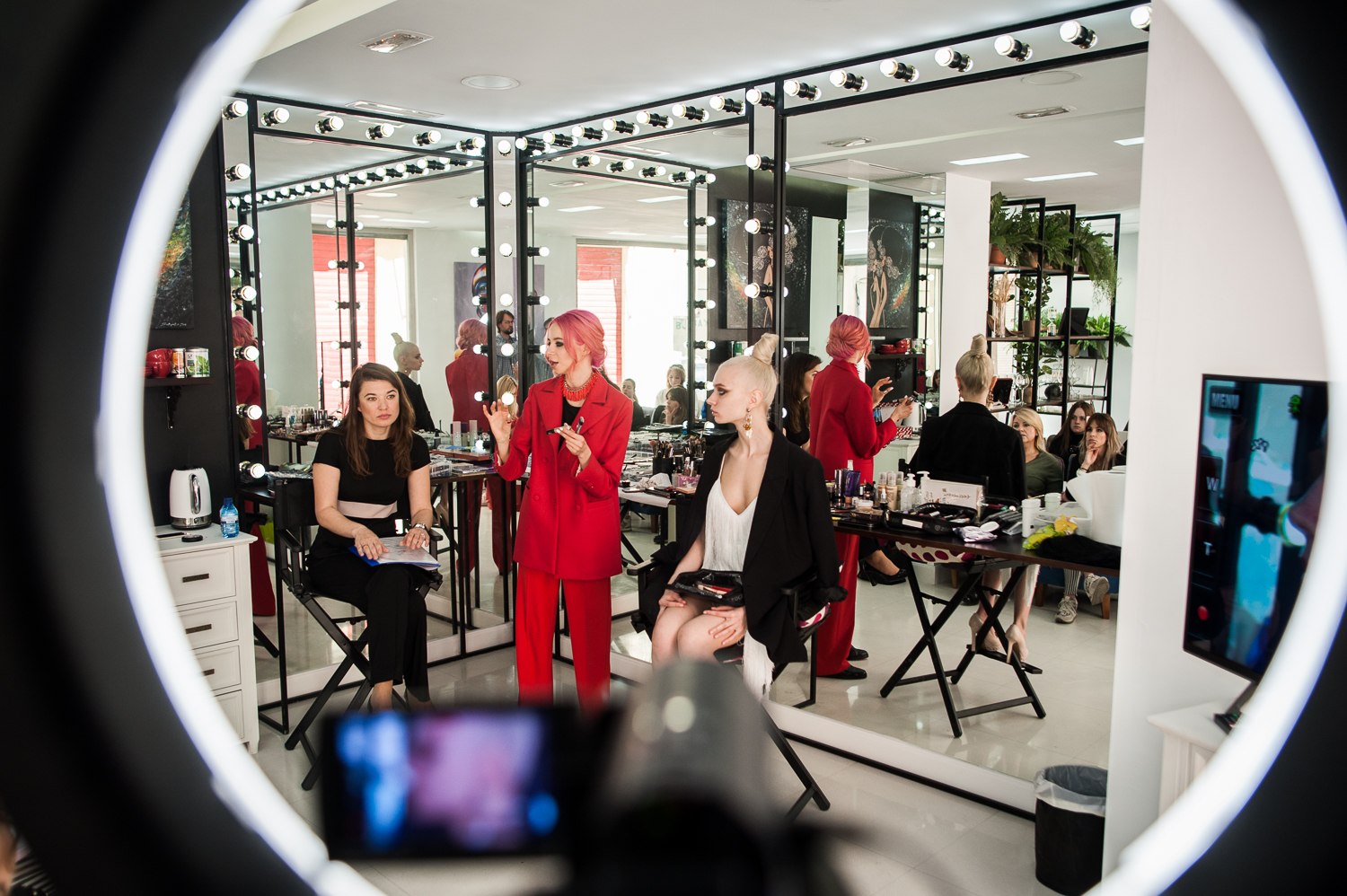 Звездная визажистка Дарья Иодель: За границей можно заработать больше, но родной Гродно важнее