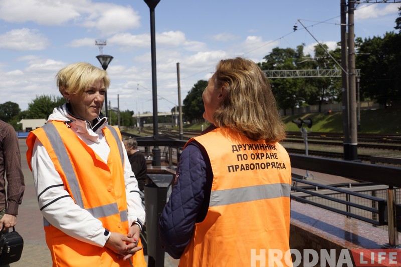 Дружыннікі на вакзале: сустракаюць гасцей Гродна і дапамагаюць міліцыі