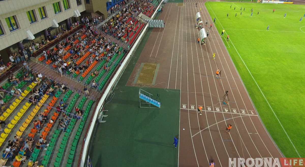 “За Нёман, за Радзіму, за футбол!” Фан-клуб “Нёмана” адзначыў 20-годдзе перформансам на матчы “За Нёман, за Радзіму, за футбол!” Фан-клуб “Нёмана” адзначыў 20-годдзе перформансам на матчы