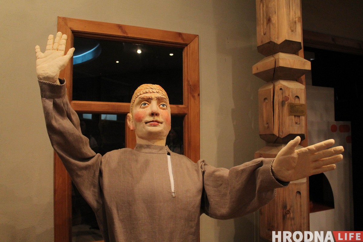 Сталіца "абваранкаў" і мядзведжая акадэмія. Як у Смаргоні фармуюць брэнд рэгіёну Сталіца "абваранкаў" і мядзведжая акадэмія. Як у Смаргоні фармуюць брэнд рэгіёну