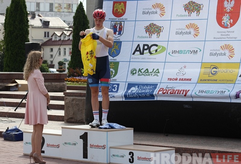 Удзельнікі велагонкі "Нёман" з Гродна адправіліся ў польскую Сакулку Удзельнікі велагонкі "Нёман" з Гродна адправіліся ў польскую Сакулку