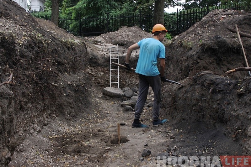 "Муроўка XII стагоддзя - ужо сенсацыя". Чаму раскопкі ля Новага замка трэба абавязкова працягваць