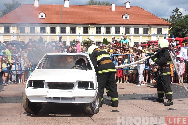 ФОТА: У Гродне адзначаюць Дзень пажарнай службы ФОТА: У Гродне адзначаюць Дзень пажарнай службы