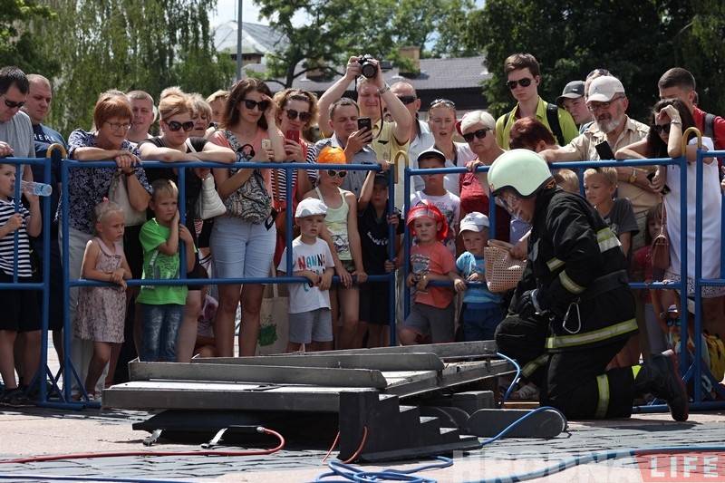 ФОТА: У Гродне адзначаюць Дзень пажарнай службы ФОТА: У Гродне адзначаюць Дзень пажарнай службы
