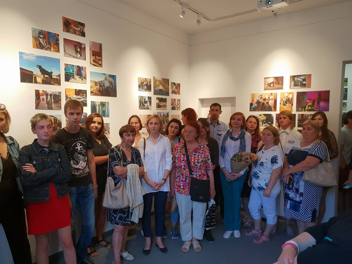 У кадры – жыццё ў поўным колеры. Як пачаткоўцы навучыліся здымаць і зрабілі выставу пра грамадскія ініцыятывы Гродна