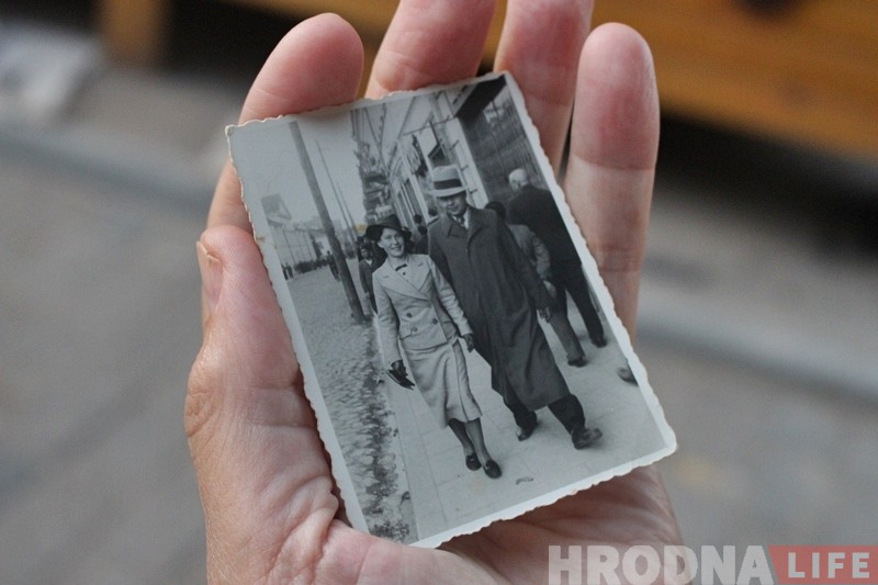 "Теперь я понимаю, почему отец так любил Гродно". Женщина из Польши приехала познакомиться с родиной предков