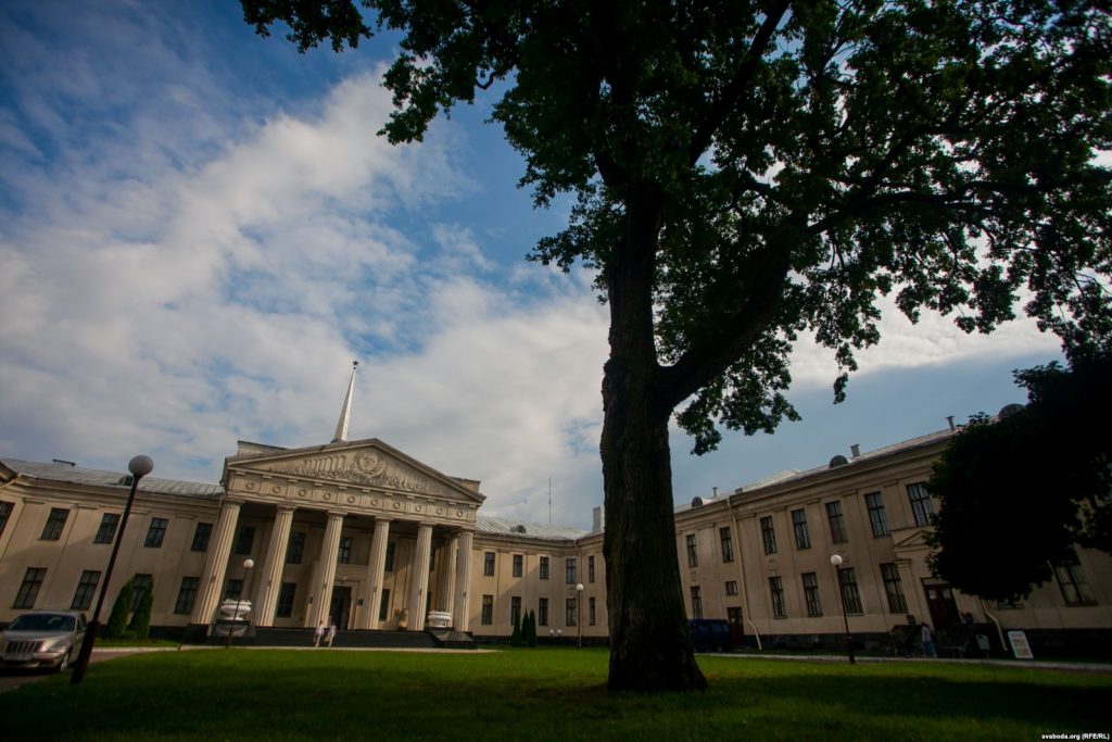 Падземная сцяна 12 стагоддзя магла б перавярнуць уяўленне пра Гродна. Але яе закопваюць