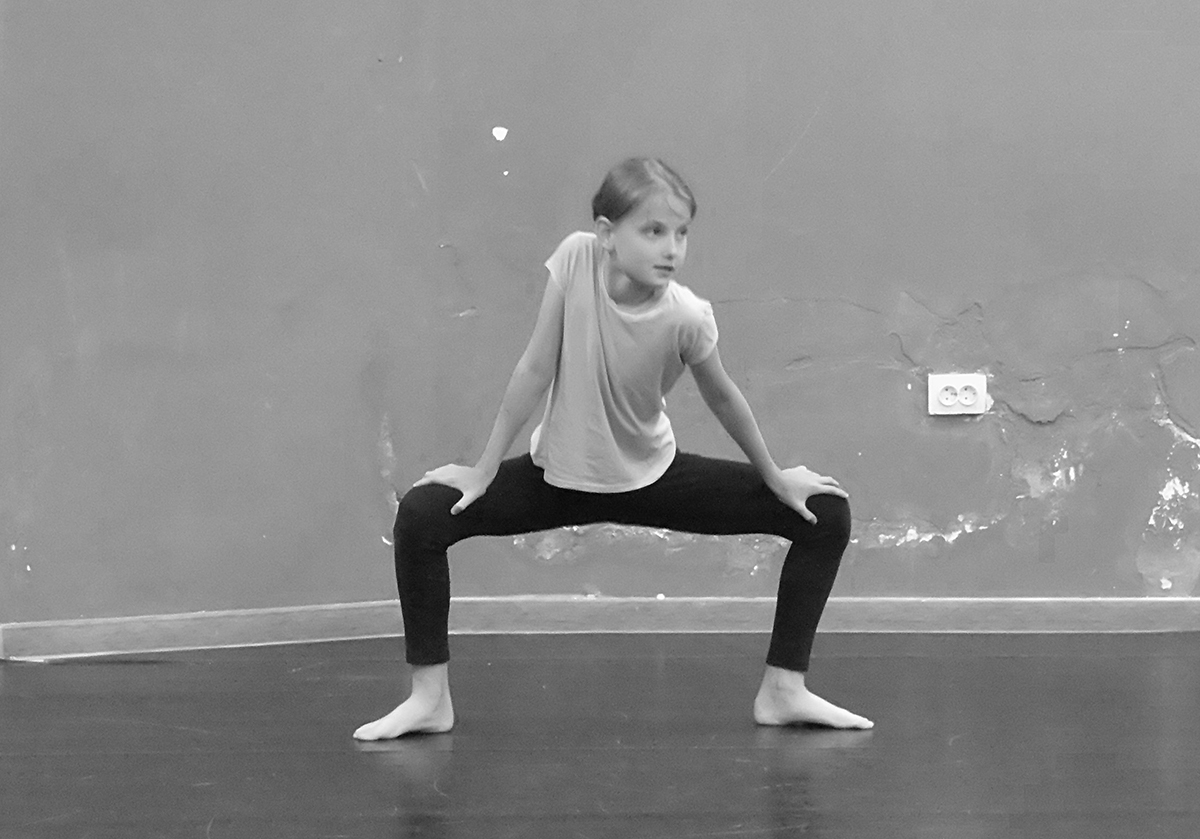 "Прастора для танцаў і мараў". Фотагісторыя ў рытме хіп-хопа і балета пра творчасць у "Доме 46"