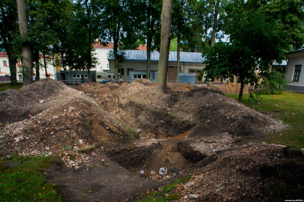 Падземная сцяна 12 стагоддзя магла б перавярнуць уяўленне пра Гродна. Але яе закопваюць