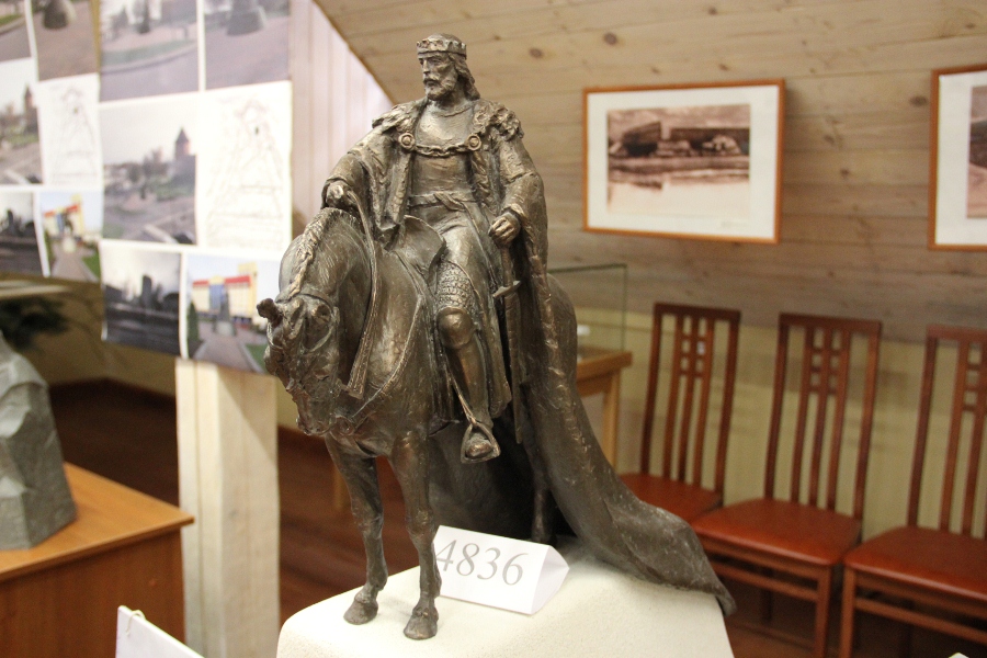 Праз год у Лідзе можа з'явіцца помнік Гедыміну. Аўтар той жа, што ў Давыда ў Гродне Праз год у Лідзе можа з'явіцца помнік Гедыміну. Аўтар той жа, што ў Давыда ў Гродне