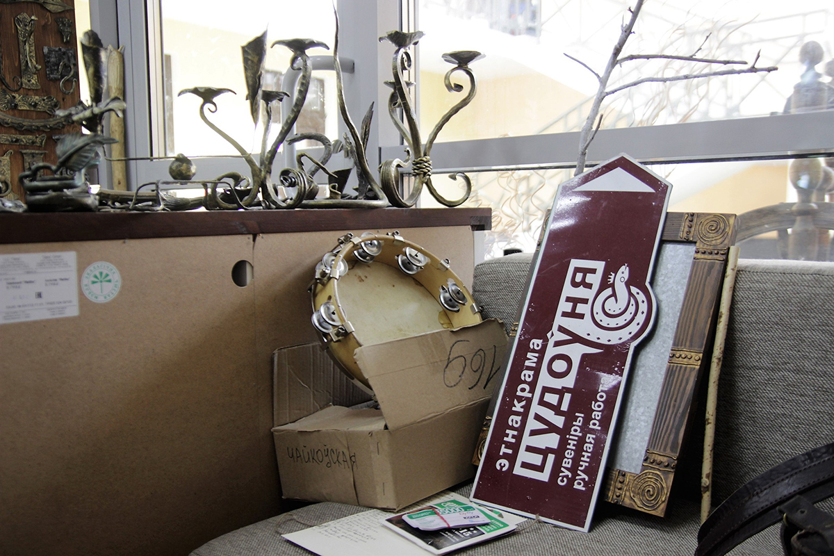 "Усім трэба есці і спаць. Але некаторых хапае на большае". Фотагісторыя пра цудоўных людзей з "Цудоўні"