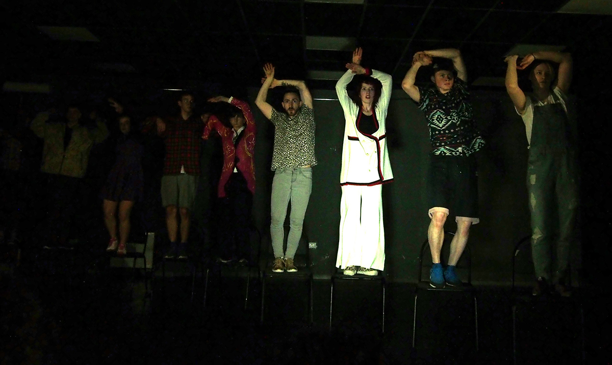 "Прастора для танцаў і мараў". Фотагісторыя ў рытме хіп-хопа і балета пра творчасць у "Доме 46"