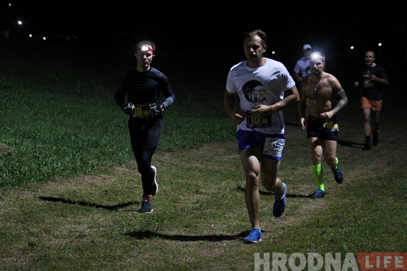 У Каробчыцах прайшла "начная дзясятка". Hrodna.life таксама бег У Каробчыцах прайшла "начная дзясятка". Hrodna.life таксама бег