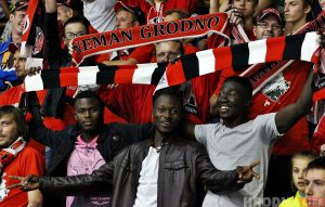 «Нёман, мы з табой!» Як афрыканскія студэнты ў Гродне пазнаёміліся з хакеем «Нёман, мы з табой!» Як афрыканскія студэнты ў Гродне пазнаёміліся з хакеем