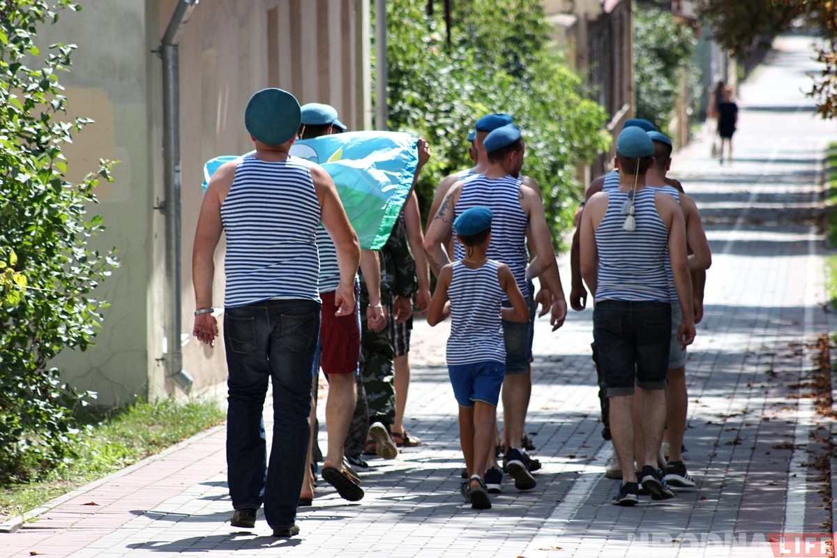 ФОТА: Гродзенскія дэсантнікі адзначаюць Дзень ПДВ ФОТА: Гродзенскія дэсантнікі адзначаюць Дзень ПДВ