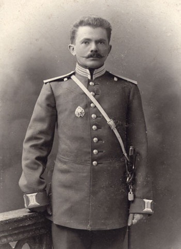 Камуністы, партызаны, заслужаныя лекары: гісторыя гродзенскай сям'і лекараў Саетаў