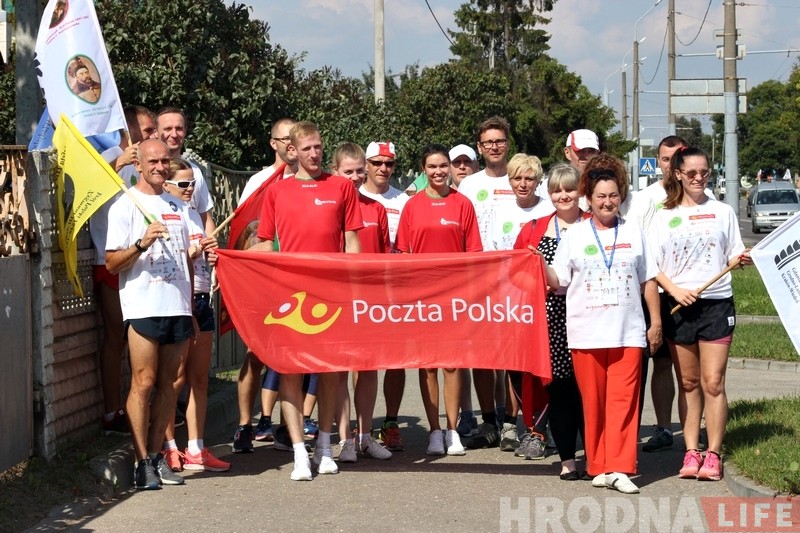 Па вуліцах Гродна беглі беларускія і польскія паштальёны Па вуліцах Гродна беглі беларускія і польскія паштальёны