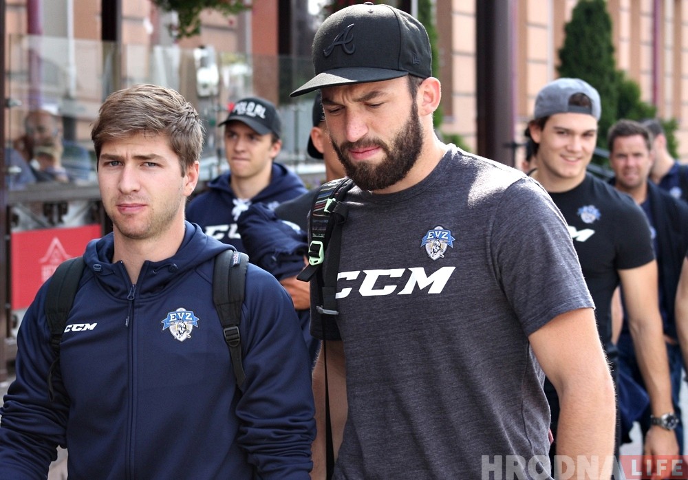 "Чакаем складаны матч". Швейцарскі "Цуг" прыляцеў у Гродна