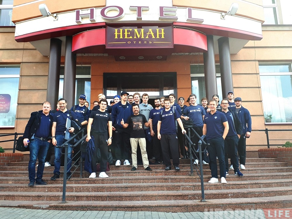 "Чакаем складаны матч". Швейцарскі "Цуг" прыляцеў у Гродна